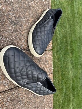 Steve Madden Black Quilted Slip-On Sneakers